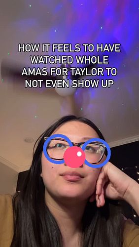 I don’t blame her, it wasn’t good 🤡 #amas #swiftie #taylorswift #reptv