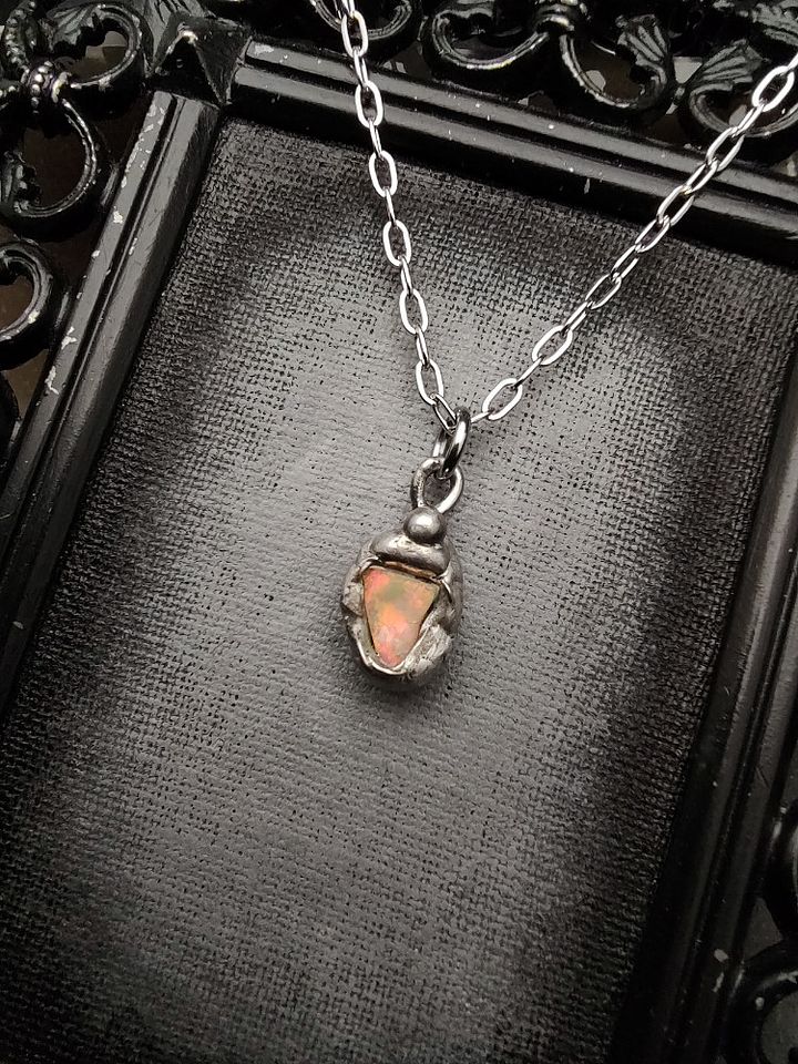 Sorcery Talisman - Opal Fire Mini product image (2)