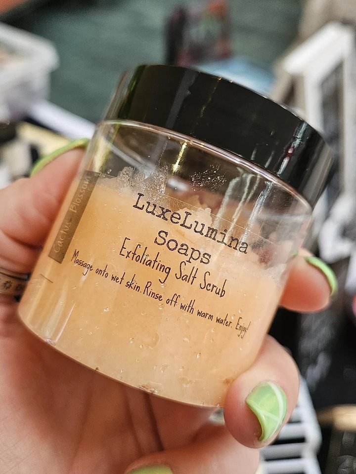 Cactus Blossom – Exfoliating Salt Scrub with Shea Butter & Avocado Oil product image (1)