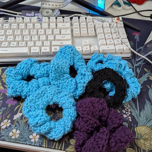 Scrunchies are coming to the shop!!! #crochet #90sfashion #haircare #linkinbio #smolbusiness #smallbusiness #custommade #hand...