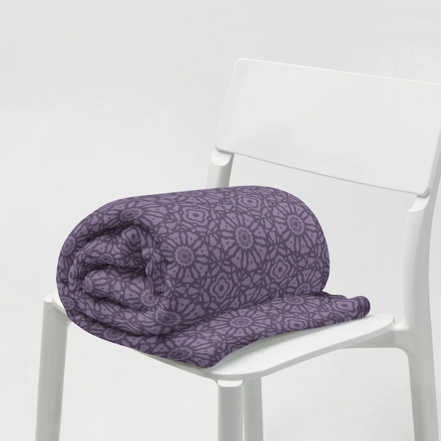 King's Crown Mauve Blanket product image (7)