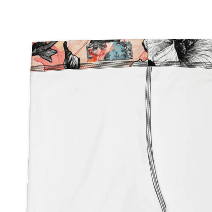 Hibiscus Dreams All-Over Capri Leggings product image (2)