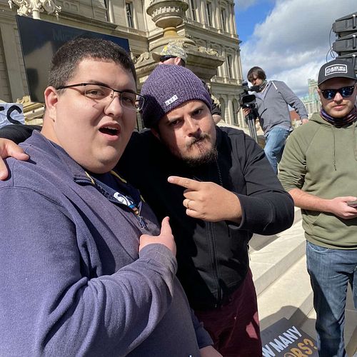 Great rally today from @louderwithcrowder 
Thanks @qtrblackgarrett for the pic!!