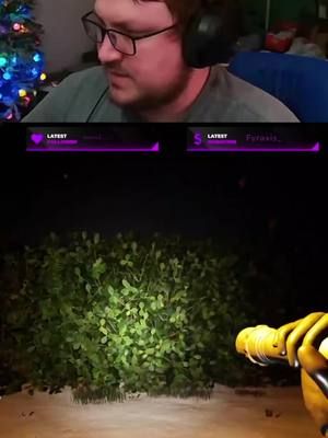 jumpscared by a smiler.... #twitch #twitchstreamer #backrooms #horrorgame 