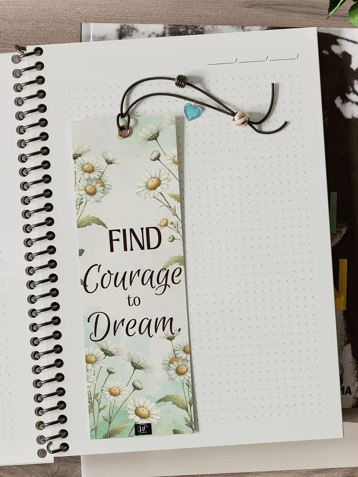 FREE Daisy Bookmark Printable, Inspirational Sayings With April's Birth Month Flower product image (2)