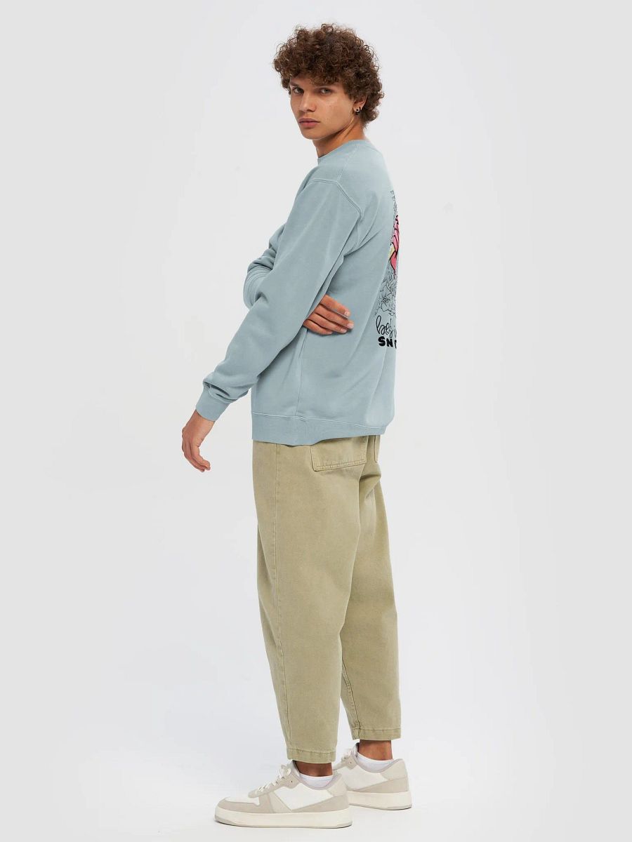 believes in science (sweatshirt) product image (5)