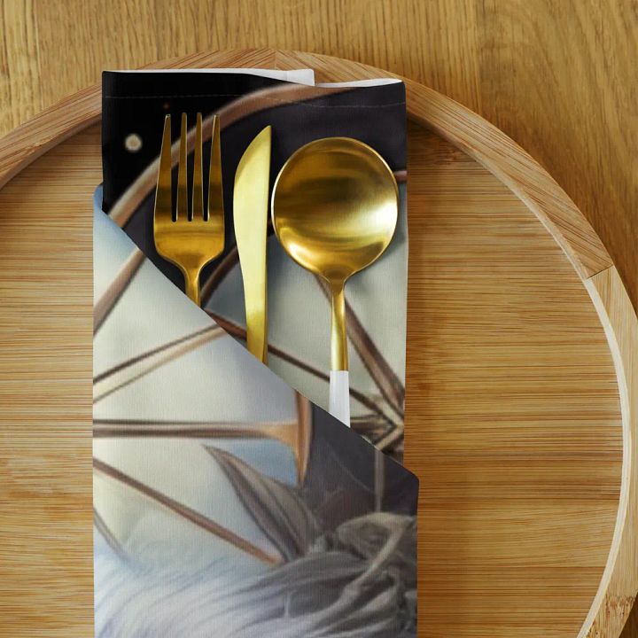 Premium Cloth Napkin Set: Under bird's mysterious gaze product image (2)