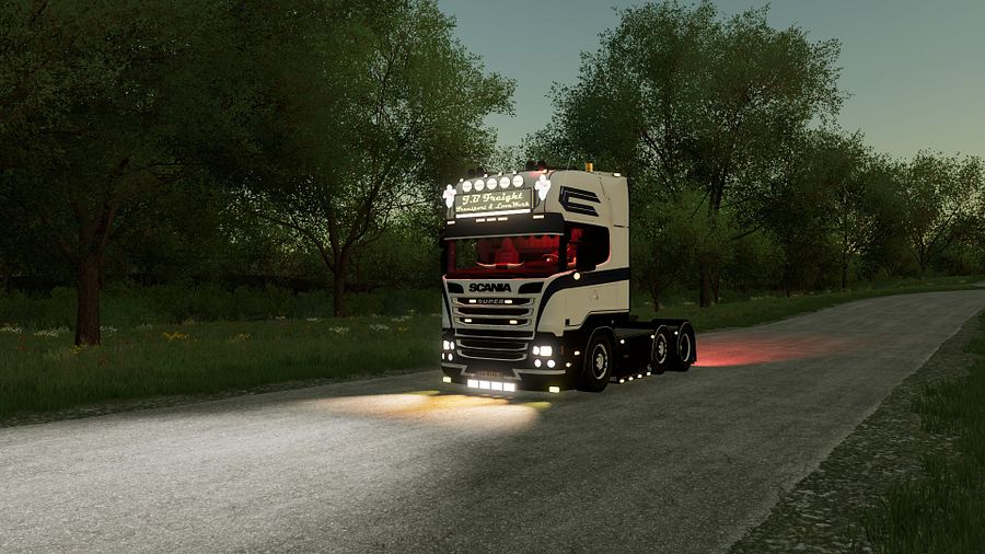 [FS22] J.B Freight 6 Serie Midlift product image (2)