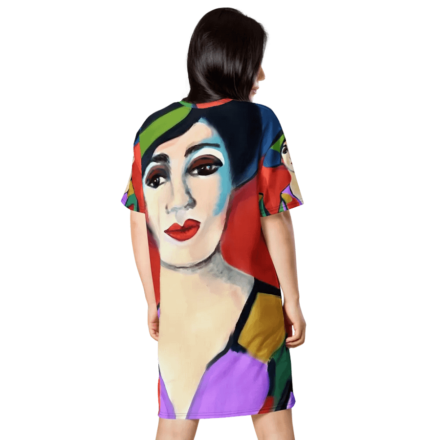 Donna with Hat All-Over Print T-Shirt Dress product image (1)