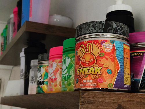 New shelves are up to display the @sneakenergy collection especially blood orange 🍊💜

#zinguid #sneak #shakers #energy #gamer...