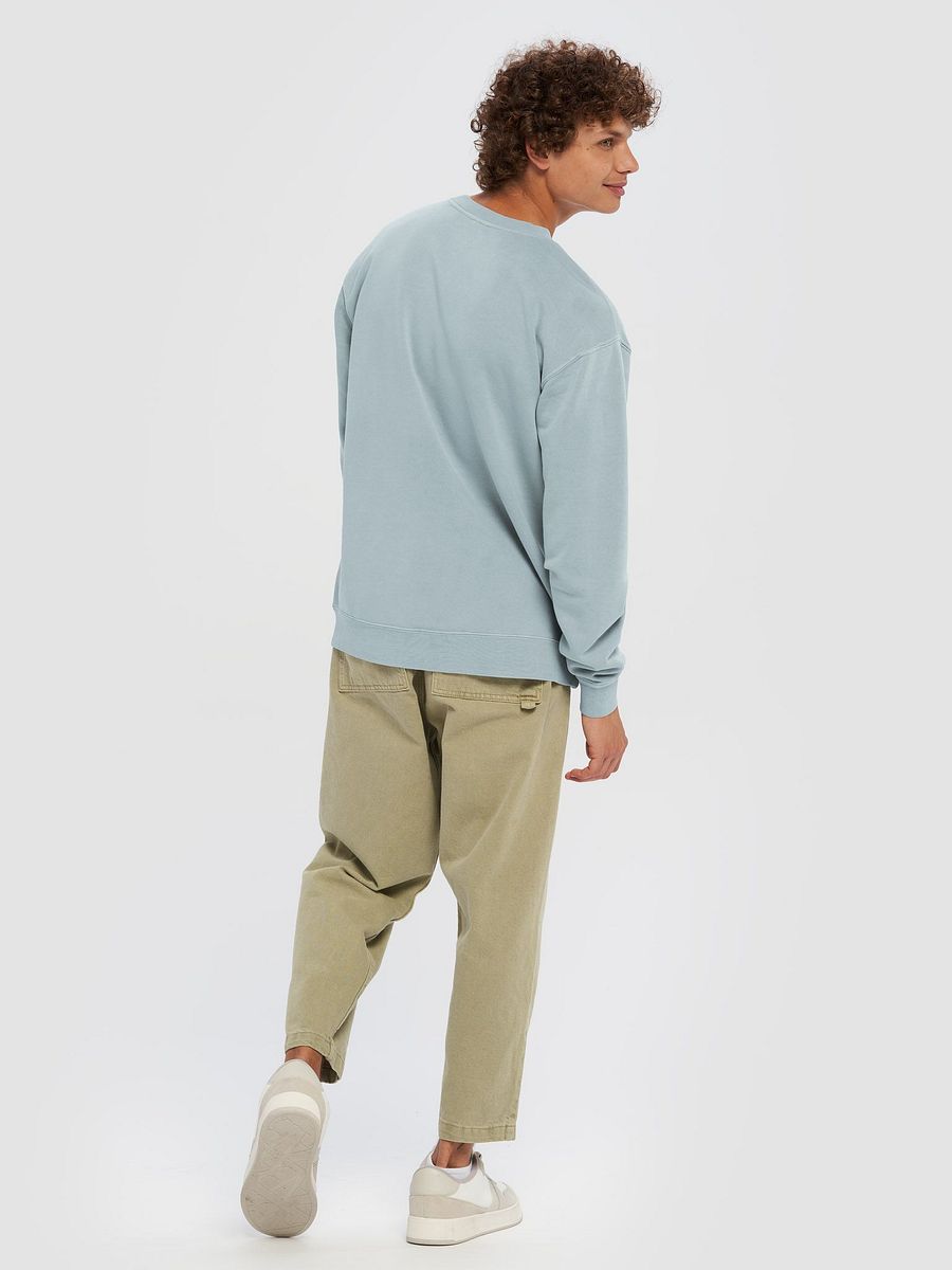 The Summit Sweatshirt (black design) product image (4)