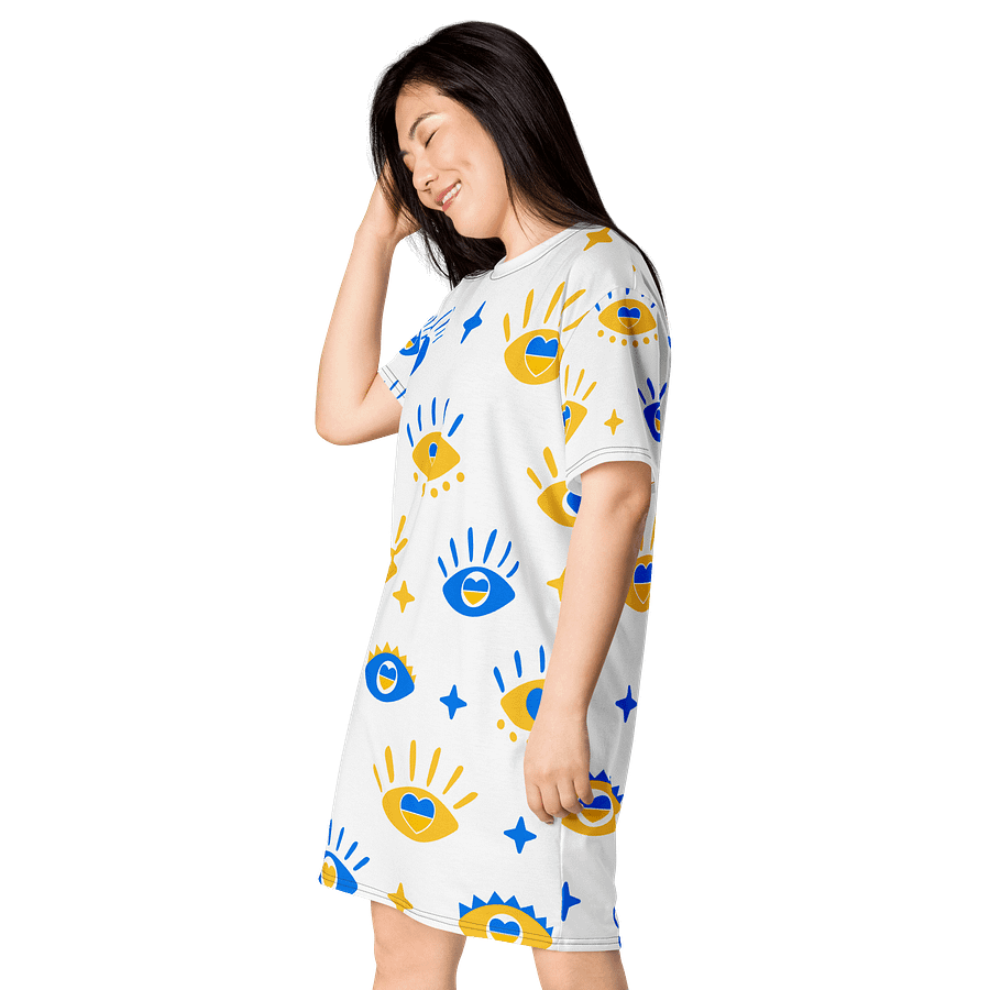 TDS Women's Oversized Eye & Heart Print T-Shirt Dress product image (3)