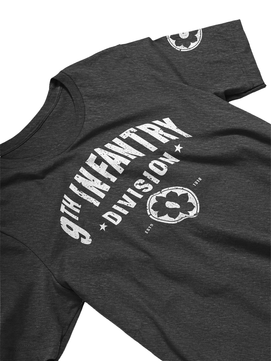 9th Infantry Division - Old Reliables "Distressed" T-Shirt product image (23)