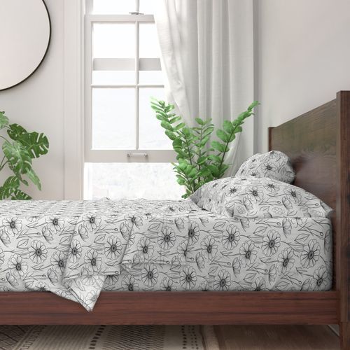 Seamless Pattern - Sketched Daisies in Black and White product image (3)