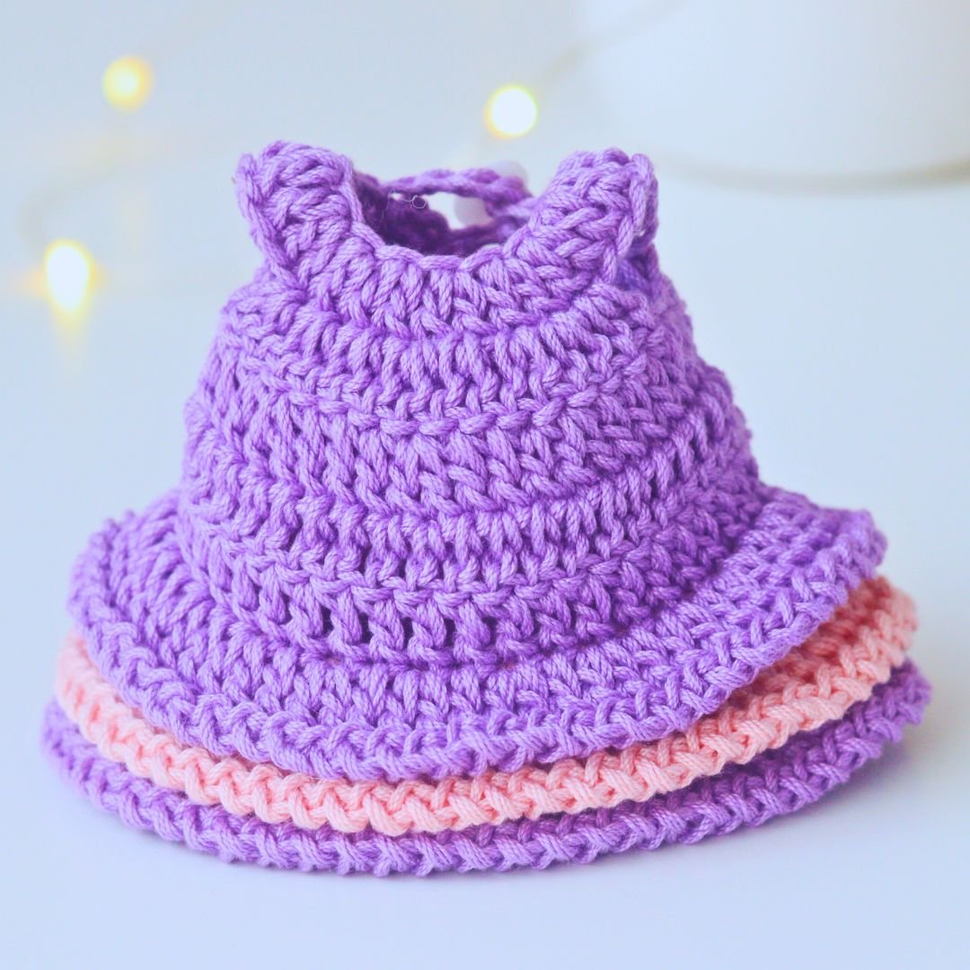 Crocheted doll, ideal for children to dress and undress; all her accessories are removable product image (5)