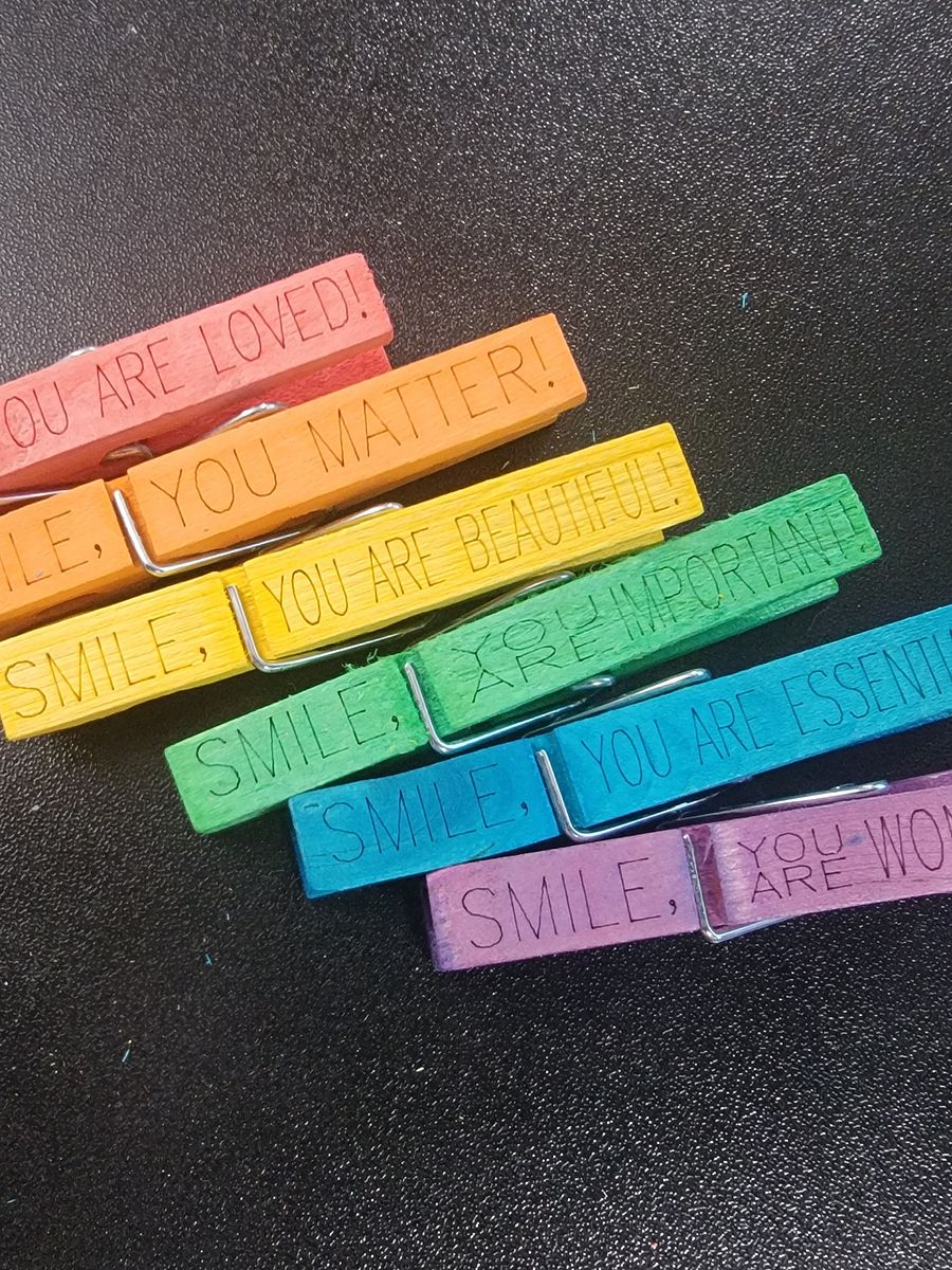 Festival Smiles 6pk Clothespins - Smile product image (1)