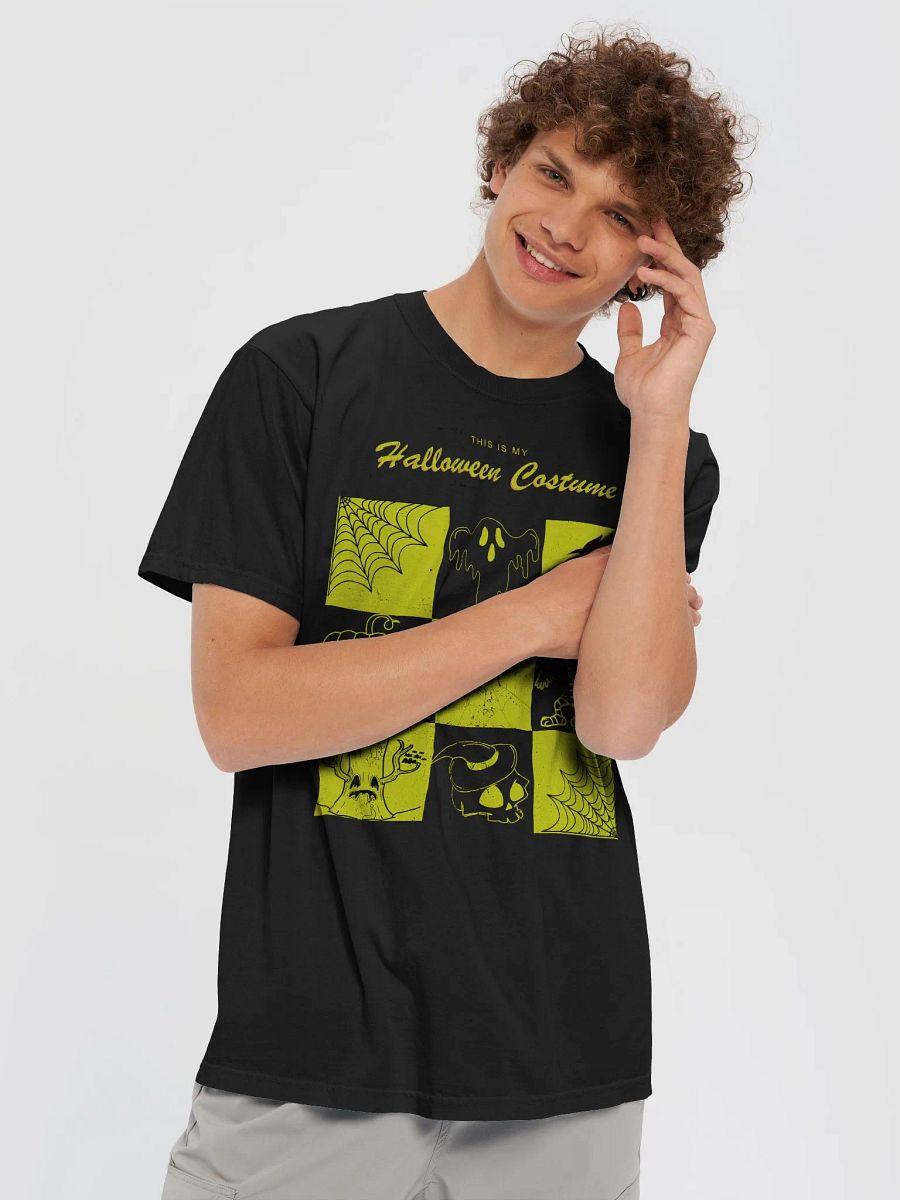 Spooky Halloween Grid Tee product image (5)