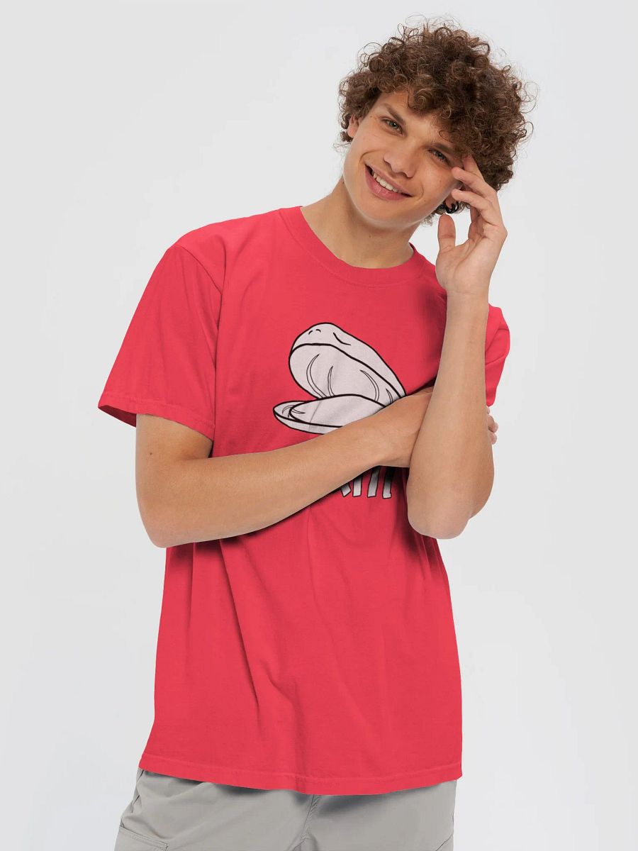 Serendipitous Clam Discovery T-Shirt product image (69)