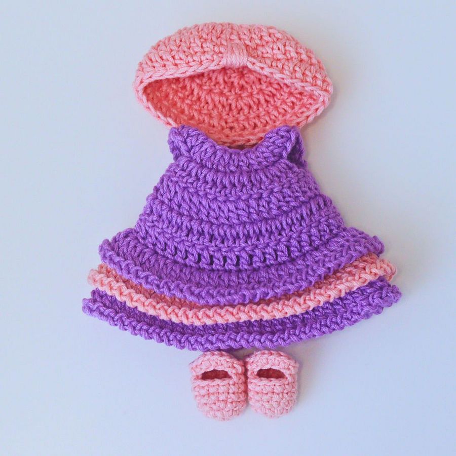 Crocheted doll, ideal for children to dress and undress; all her accessories are removable product image (4)