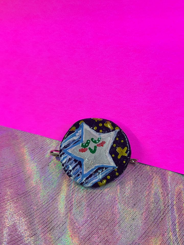 Shooting Star Bottle Cap Pin product image (2)
