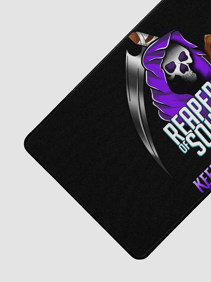 KEEP PRESSING W DESKMAT product image (2)