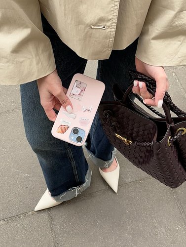 📸 talented and stylish @konopula 

Наші 3D-стікери — це більше, ніж декор. Вони доповнюють твій стиль, підкреслюють настрій і...