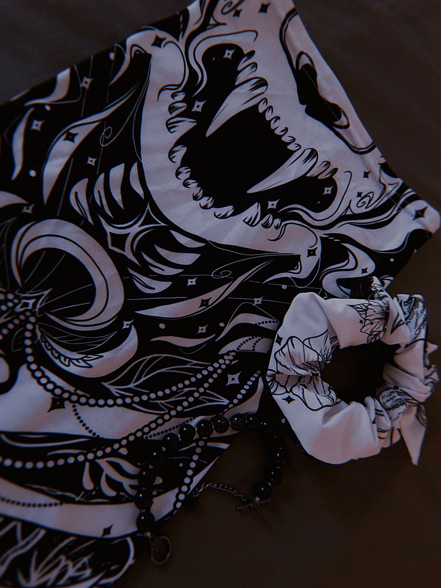 Cat skull | Neck Gaiter product image (4)