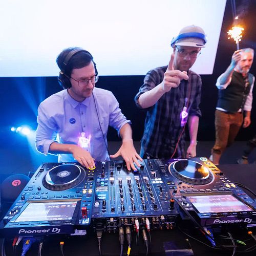 Not the freshest of pictures, but it's good enough for a comeback. Last October I had the opportunity to DJ for the company w...