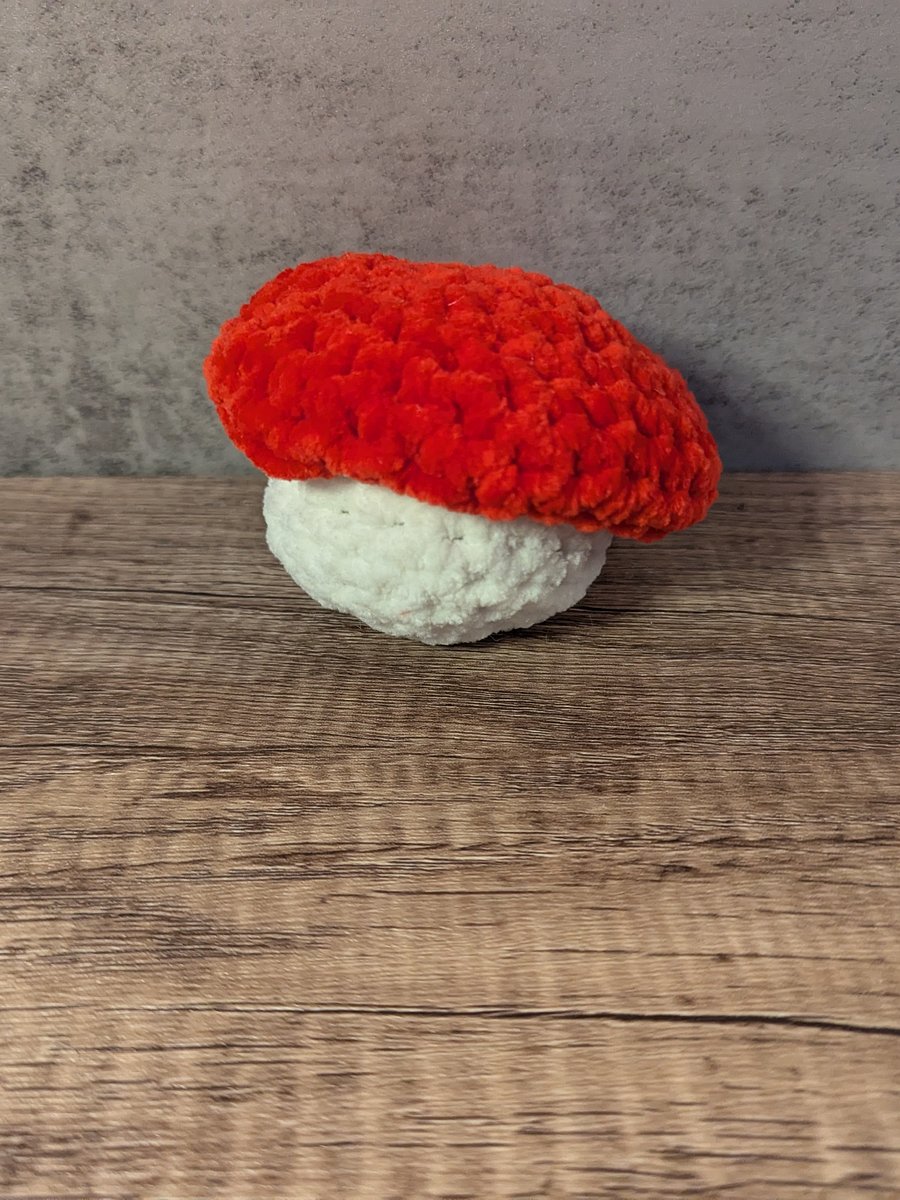 Plush Fidget Mushroom - Red product image (1)