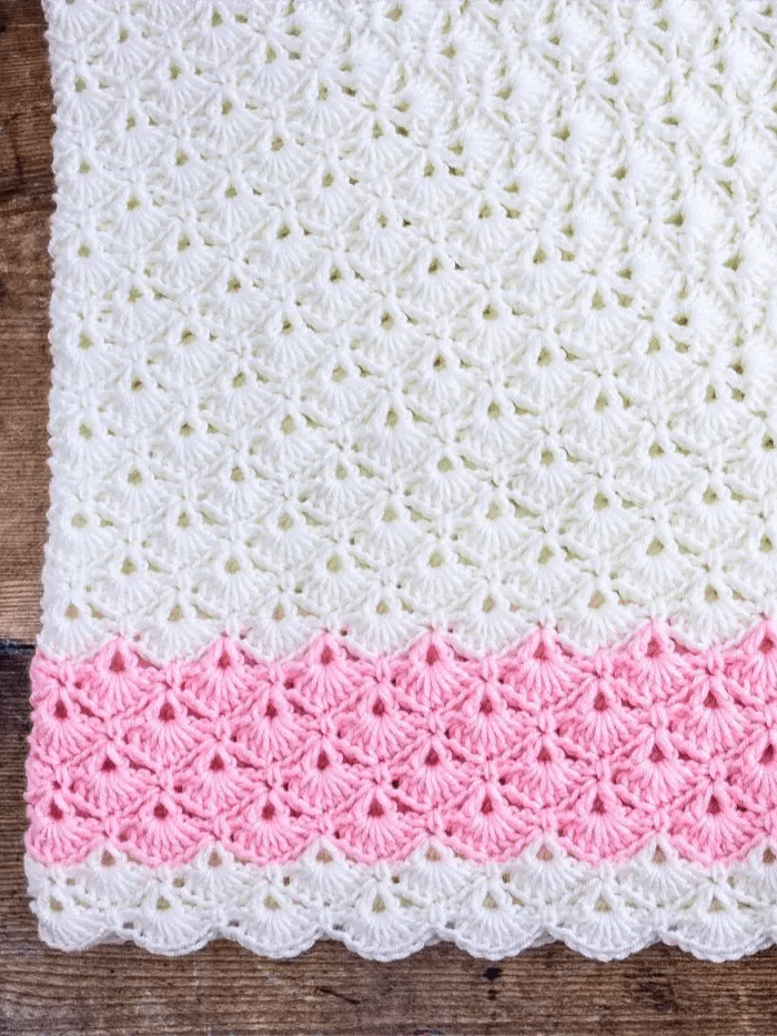 Crochet Pattern: Shell Stitch Blanket (With 3D Bow) product image (8)