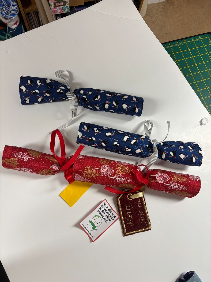 Festive Duo Christmas Cracker product image (7)