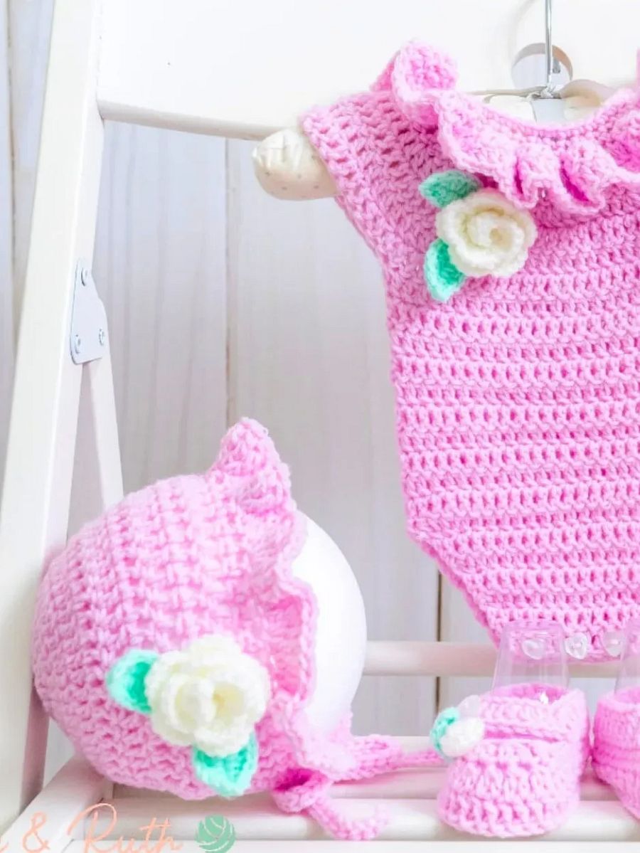 Crochet Pattern: Bluebell Baby Bonnet product image (4)