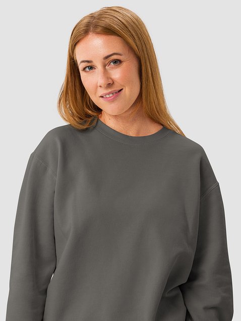 Photo showing Comfort Colors Unisex Garment-Dyed Fleece Crewneck Sweatshir