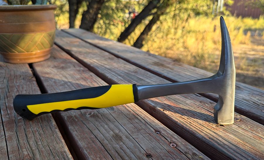 Rock Hammer with Pointed Tip for Geology, Mining, and Rockhounding product image (2)