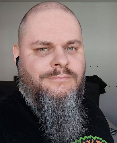 Es gibt ja nicht sehr viele Dinge die ich wirklich an mir mag. Eine Sache sind aber meine Augen. Die mag ich unglaublich.