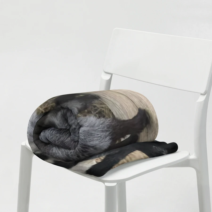 SNUGGLE PYGMY GOAT BLANKET product image (19)