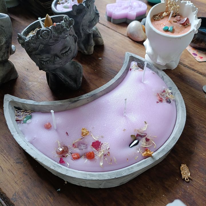 Mondkerze Bienenwachs Rosa - handgefertigt UNIKAT product image (2)