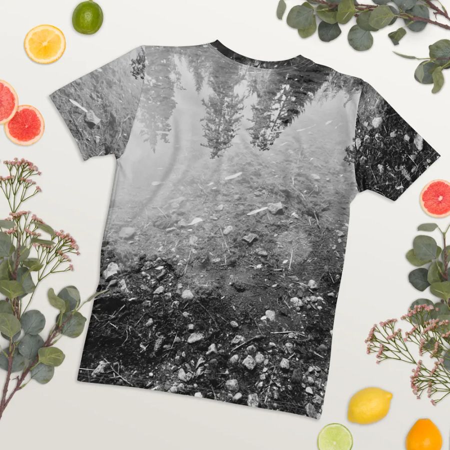 Take a mental break and recharge your batteries. Women's T-shirt product image (12)