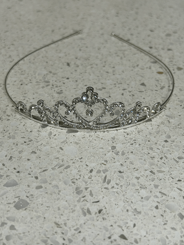 Silver Tiara product image (1)
