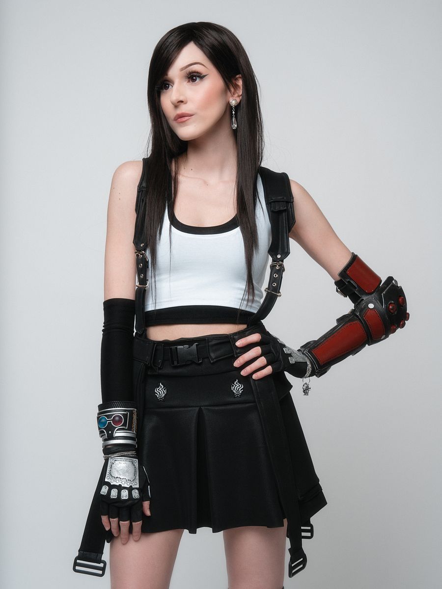 Tifa Lockhart Digital Photoset (10 photos) product image (1)
