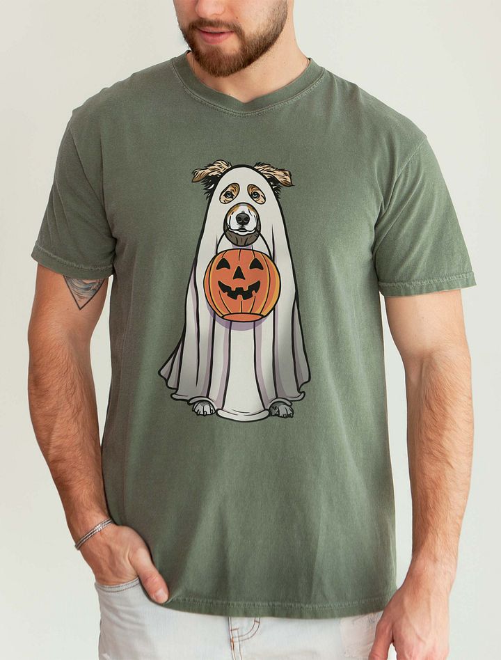 Funny Halloween Australian Shepherd(Red Merle)T-Shirt | Funny Aussie Wearing a Ghost Costume and Holding a Pumpkin Basket product image (5)