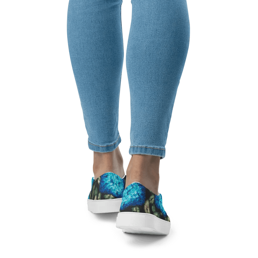 HYDRANGEAS IV women's slip-on canvas shoes product image (4)