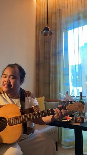 Gig warm up before @novas_red_room Skyline Session with my UPCOMING single ‘Paper’ 

🌹