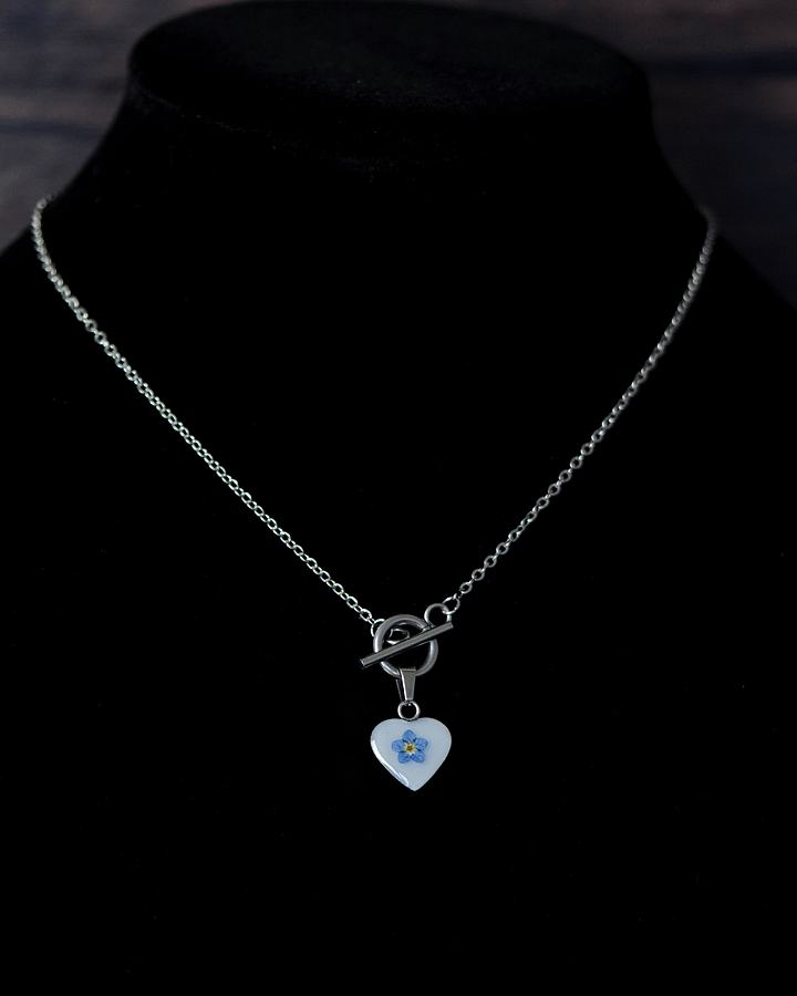 Blue Forget-Me-Not Heart Necklace product image (2)