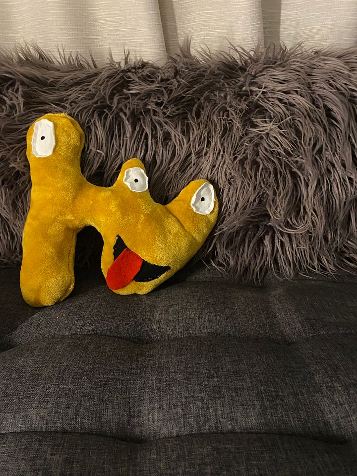 HUGO PLUSH TOY product image (2)