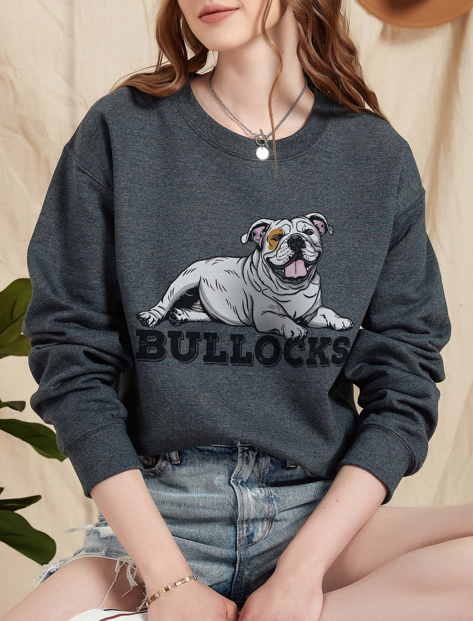 Bullocks Sweatshirt of an English Bulldog(White) | Funny Shirt for Bulldog Owners product image (1)