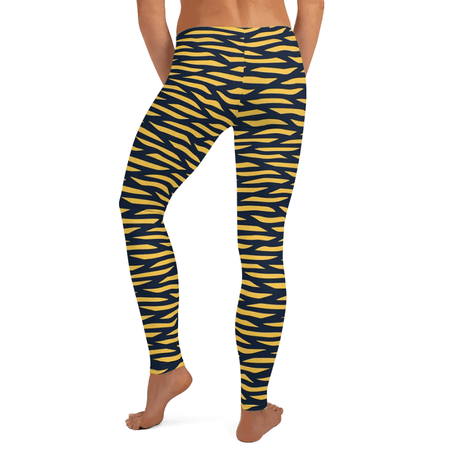 Dynamic Wave All-Over Leggings product image (8)