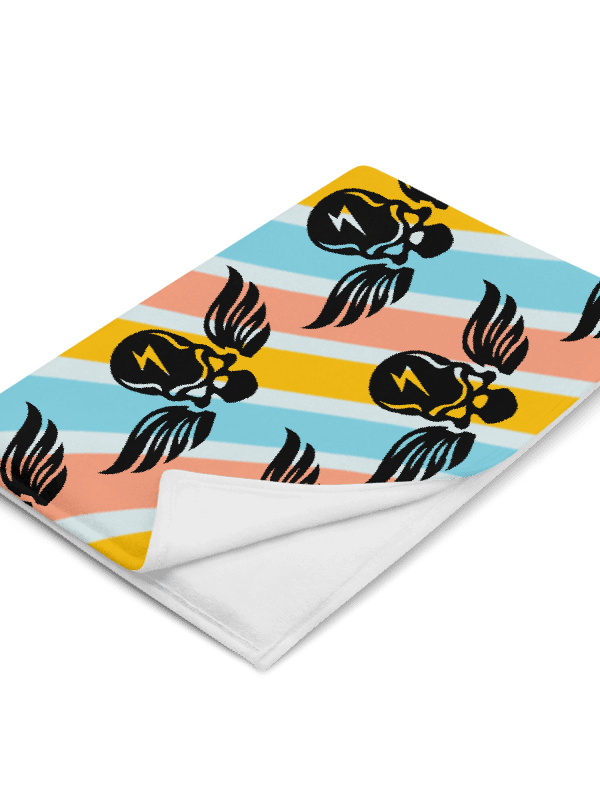 Winged Skulls Throw Blanket product image (11)