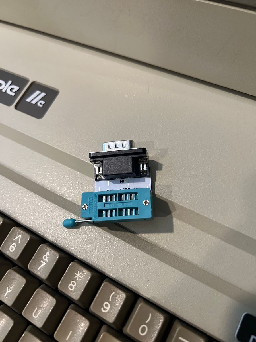 Apple II - 4-Axis Support - Port Adapter - DIP16 to DB9 Male product image (1)