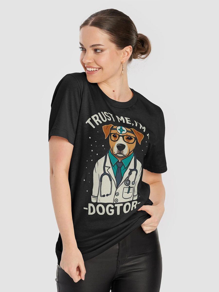 Trust Me, I'm a Dogtor T-Shirt product image (50)